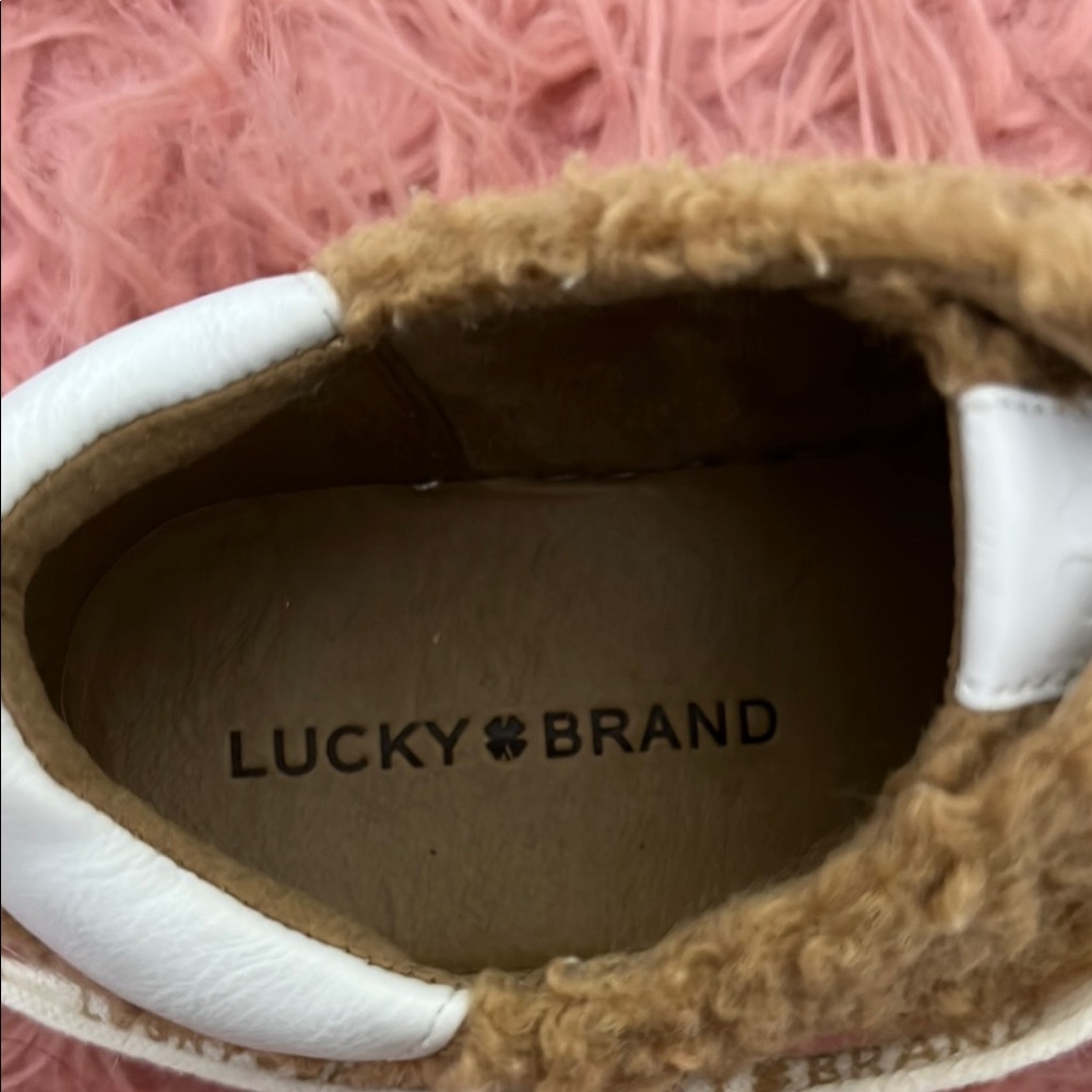 Lucky Brand Teddy Bear Brown and White Sneakers Casual Low-Top - Picture 11 of 13